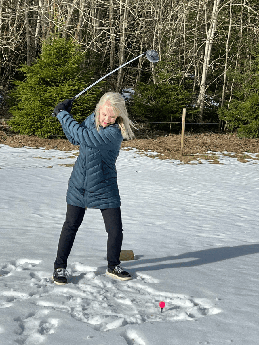 Image accompanying Winter Golf Essentials for Women: Clothing & Gear